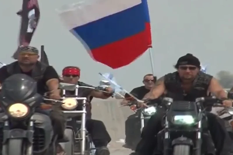 Polacy protestują przeciw planom rosyjskich motocyklistów, zwanych "nocnymi wilkami".