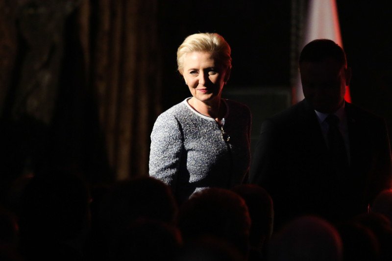 Agata Kornhauser-Duda odwiedziła dzieci z Domu Dziecka w Dąbrowie Rusieckiej.