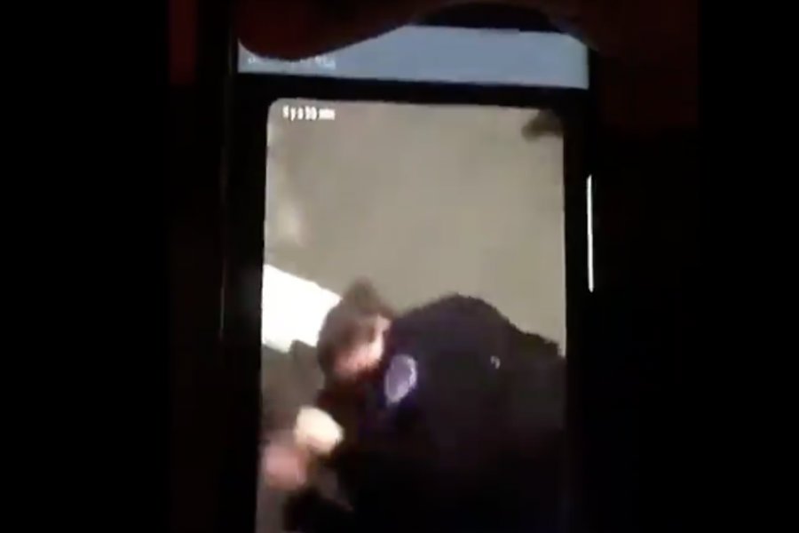 Lincz na policjantce miał miejsce w sylwestrową noc w podparyskim getcie.