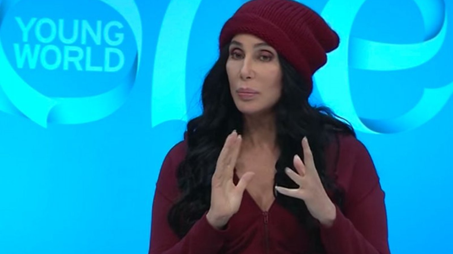 Cher  jest zaciekłą przeciwniczką Donalda  Trumpa. Po mistrzowsku wyjaśniła dlaczego prezydent USA jedzie do Warszawy.