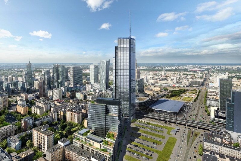 Rozmiar wieży najlepiej widać, kiedy porówna się ją ze stojącym po prawo od niej Marriottem.