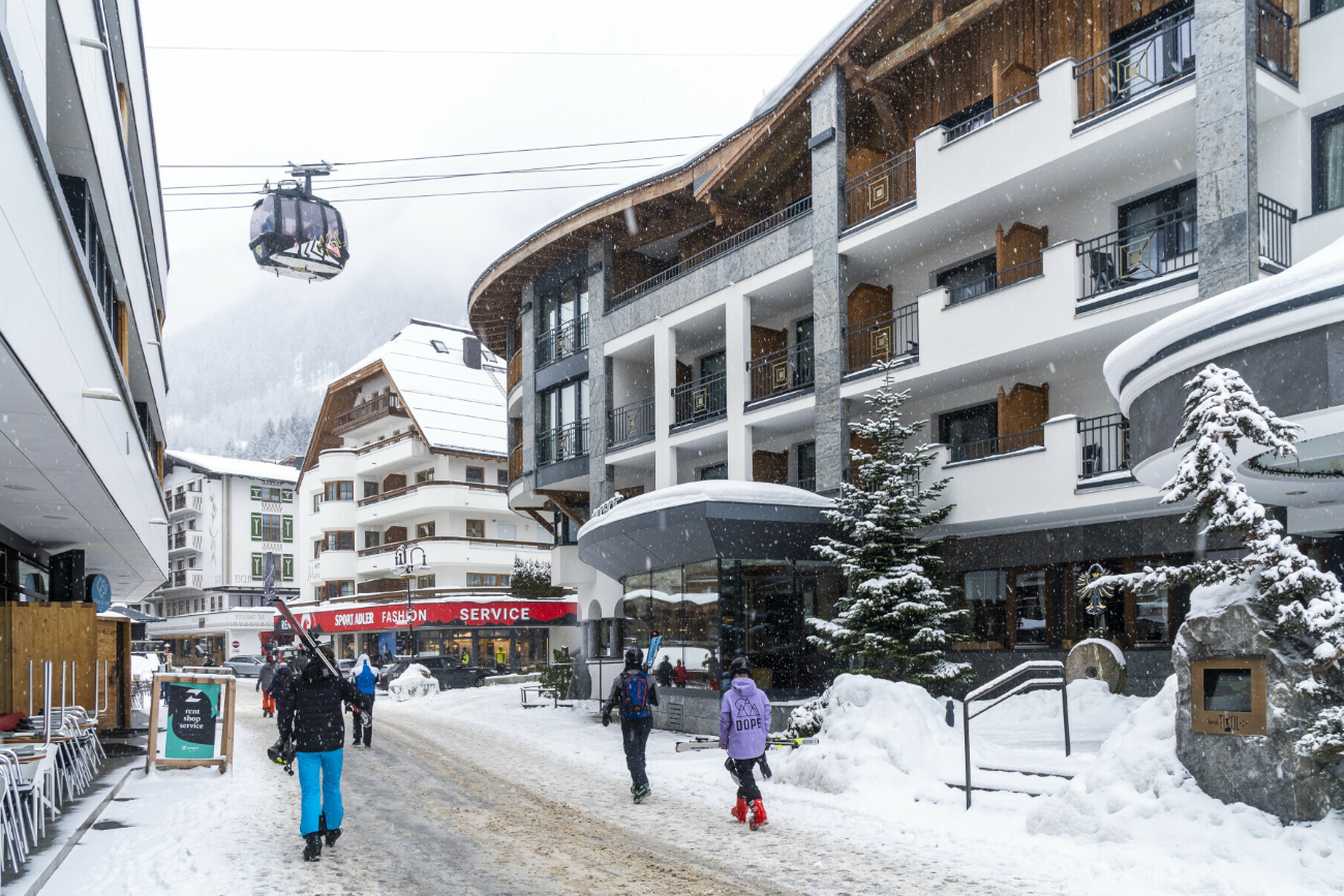 Dramatyczny wypadek Polaka na tyrolskim stoku. Spadł z prawie 30 metrów