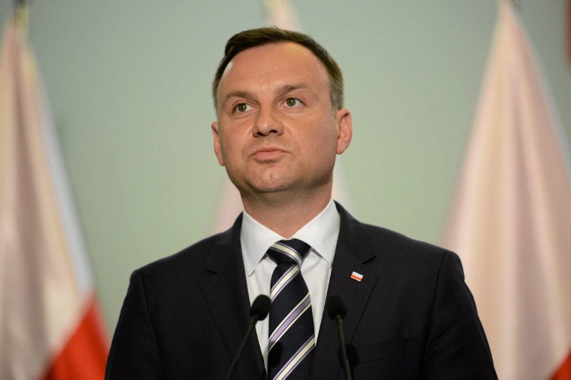 Andrzej Duda na pikniku patriotycznym w Pułtusku skrytykował obecne władze za stan gospodarki i niszczenie polskiej tradycji.