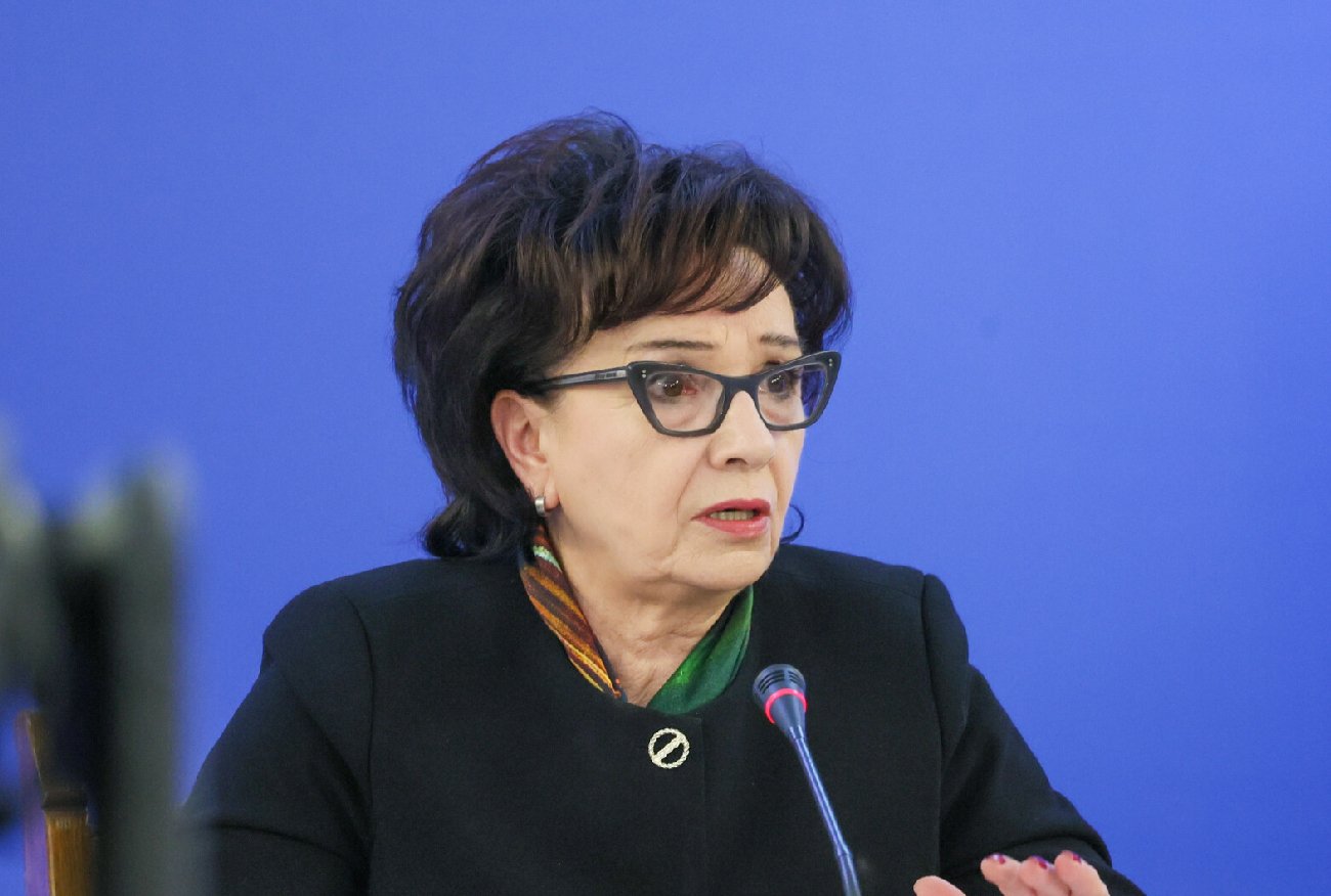 Mąż Elżbiety Witek na OIOM-ie. To początek większego problemu.