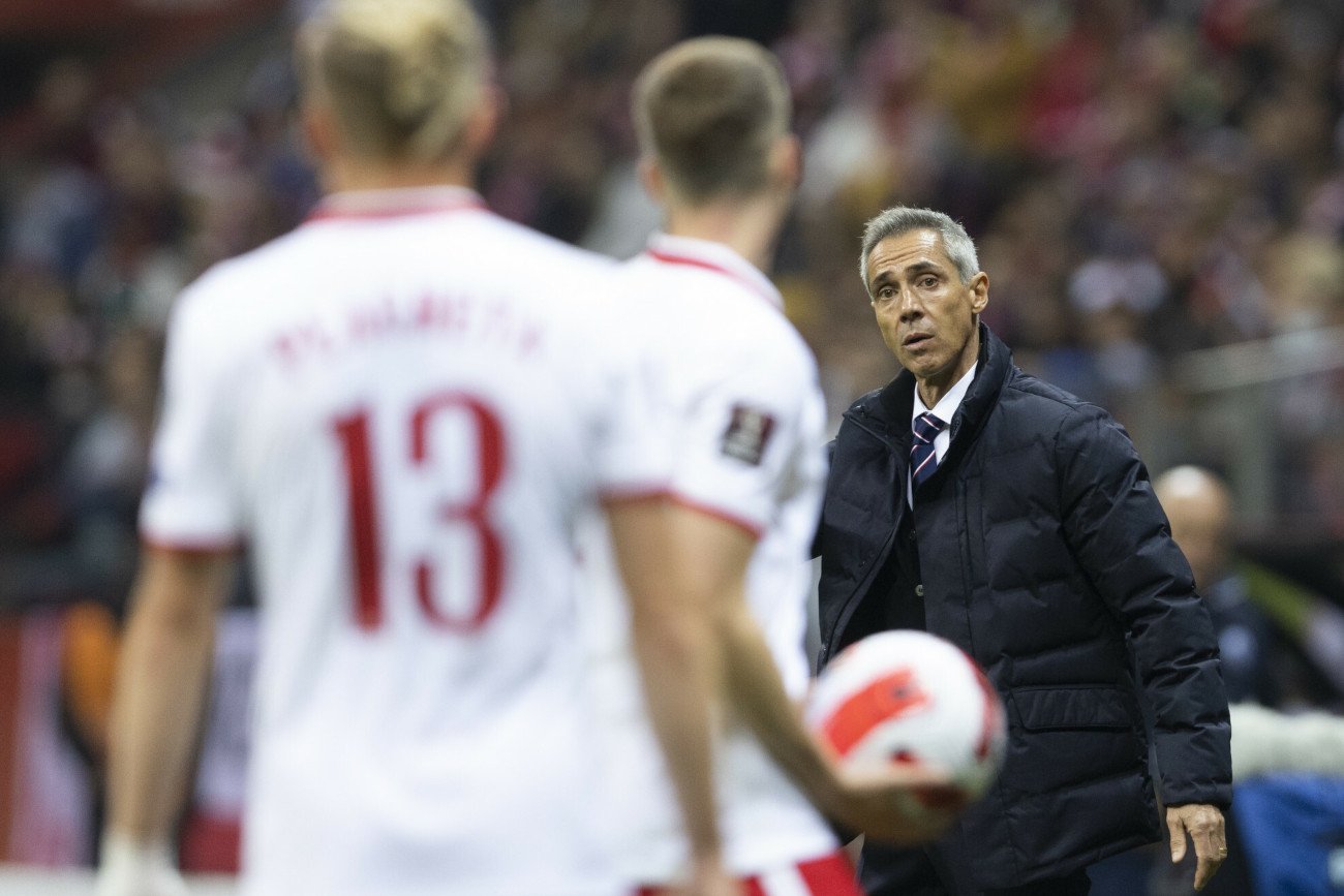 Paulo Sousa z umiarkowanym optymizmem, szanując grupowych rywali, skomentował losowanie Ligi Narodów.