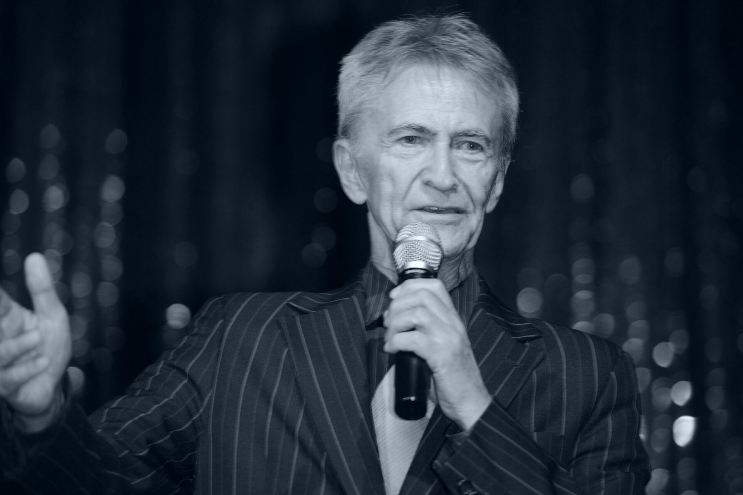 Nie żyje satyryk oraz polityk Tadeusz Ross.