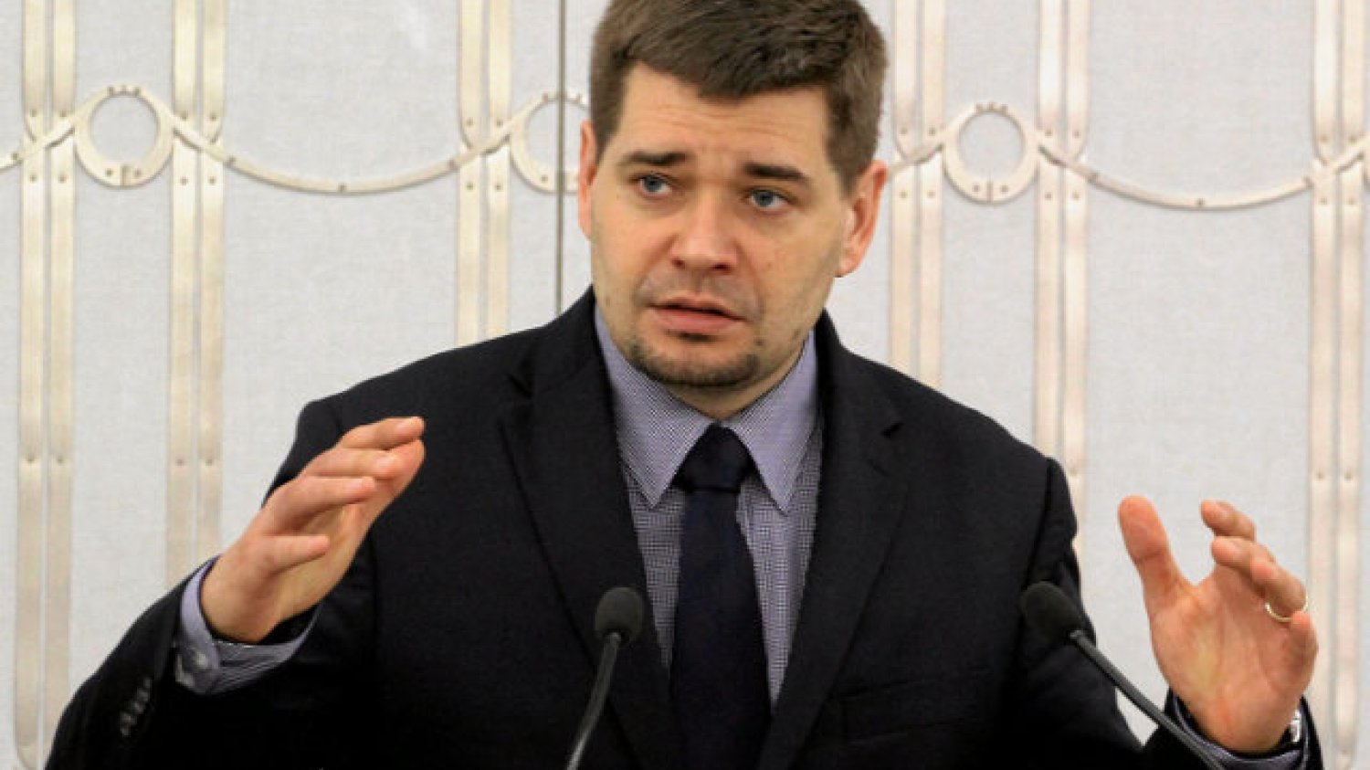 Wiceminister Michał Królikowski zaznaczył, że w świetle polskich przepisów trudno jest mówić o prawie do aborcji