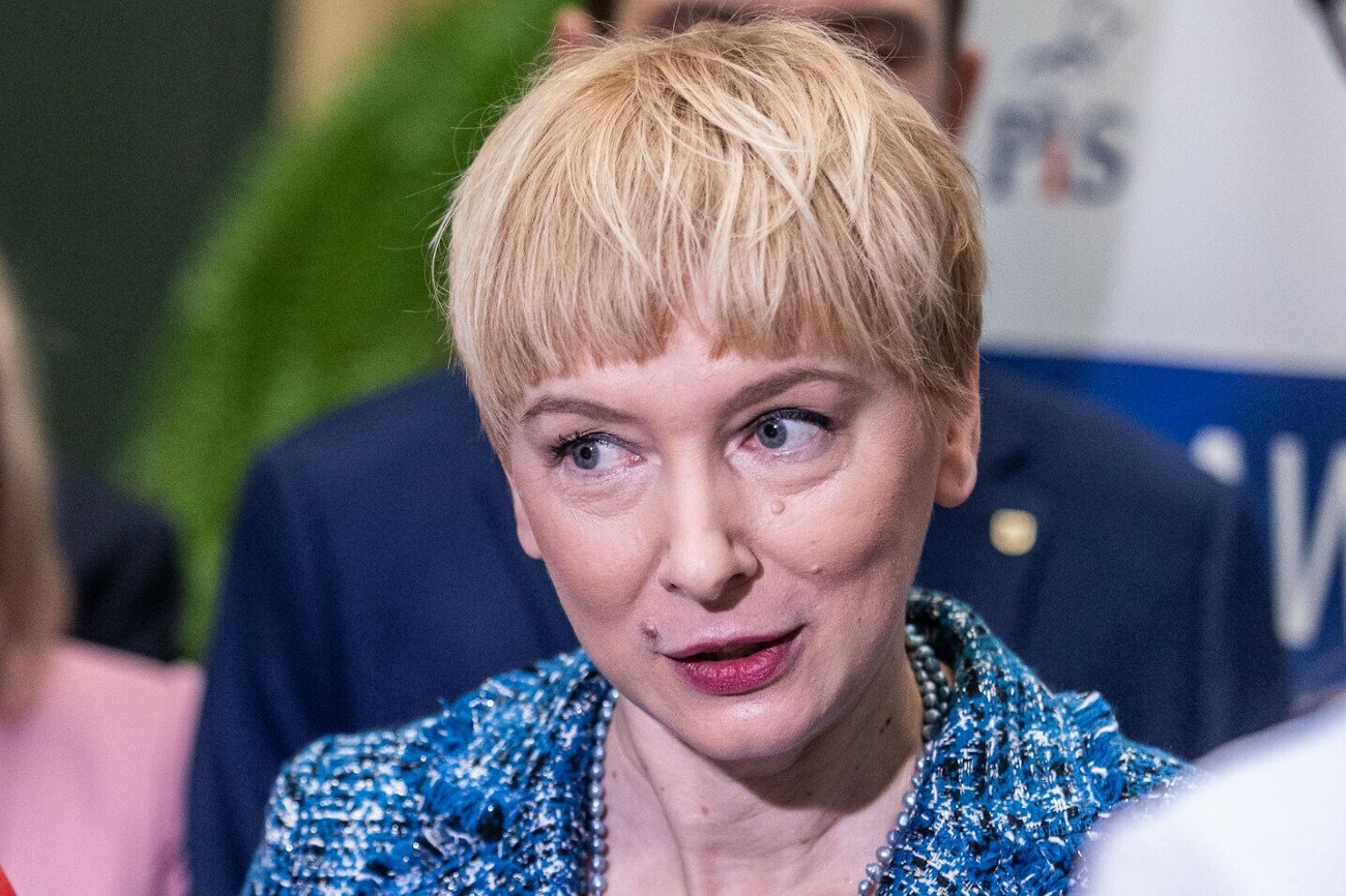 Mirosława Stachowiak-Różecka stwierdziła, że posłowie też odczuli rosnące ceny paliw.