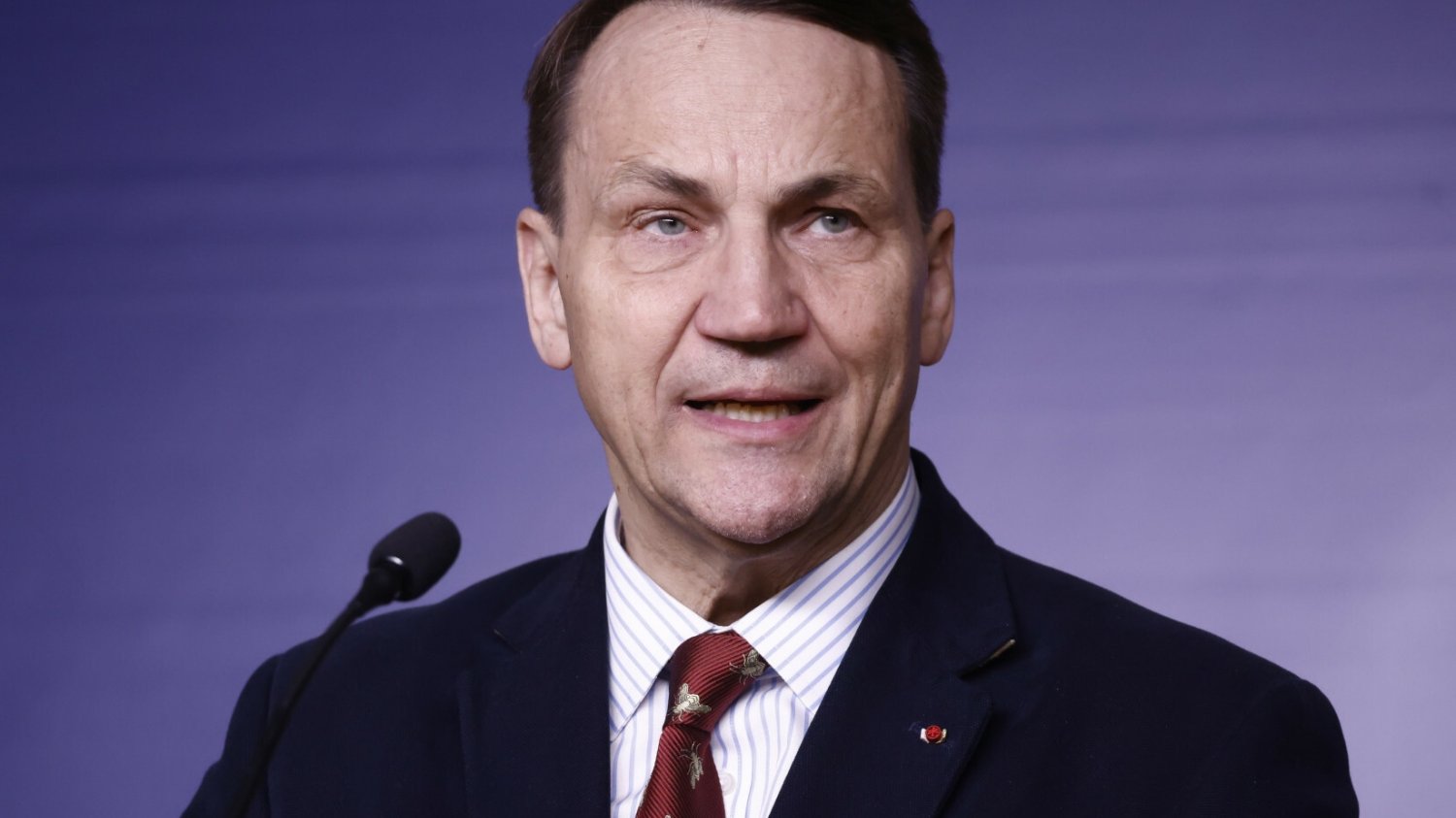 Przyszły ambasador USA w Polsce grozi polskiemu rządowi. Sikorski odpowiada