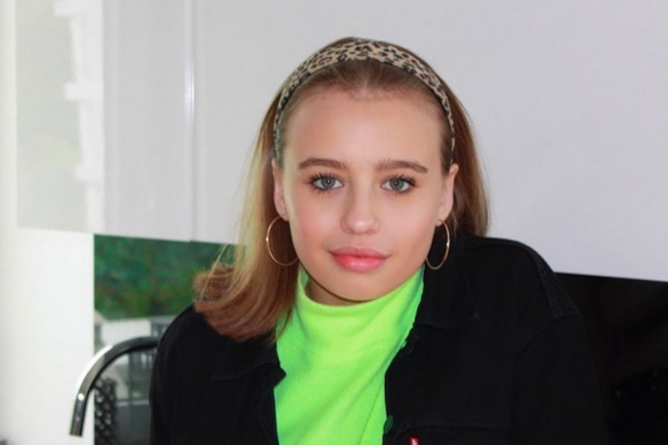 Oliwia Bieniuk wyszła na zdjęciu jak jej mama, Anna Przybylska.