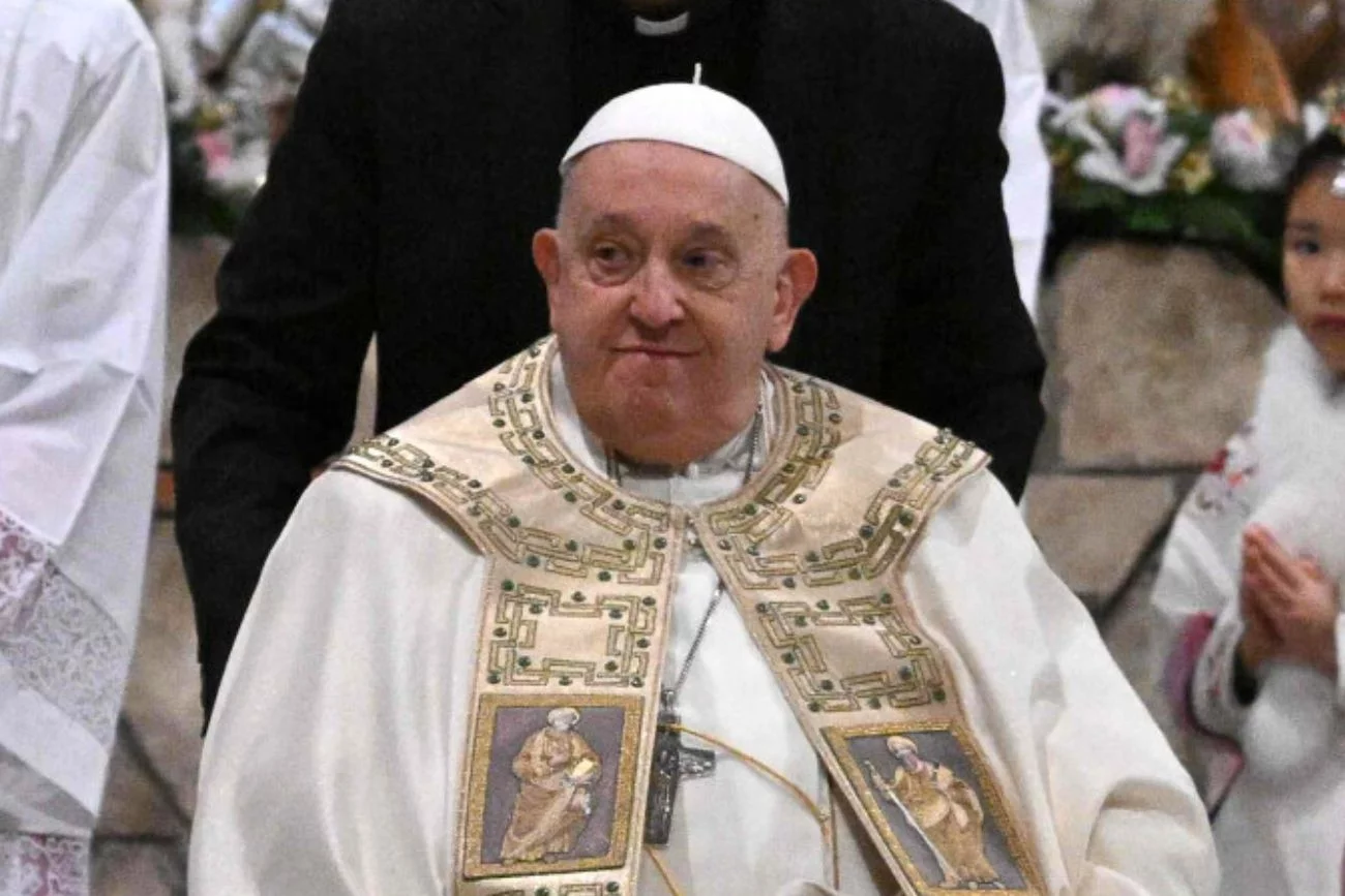 Nowe informacje ws. zdrowia papieża Franciszka. Watykan wydał lakoniczny komunikat Watykan o zdrowiu Franciszka. W poniedziałek papież przeszedł dwa epizody