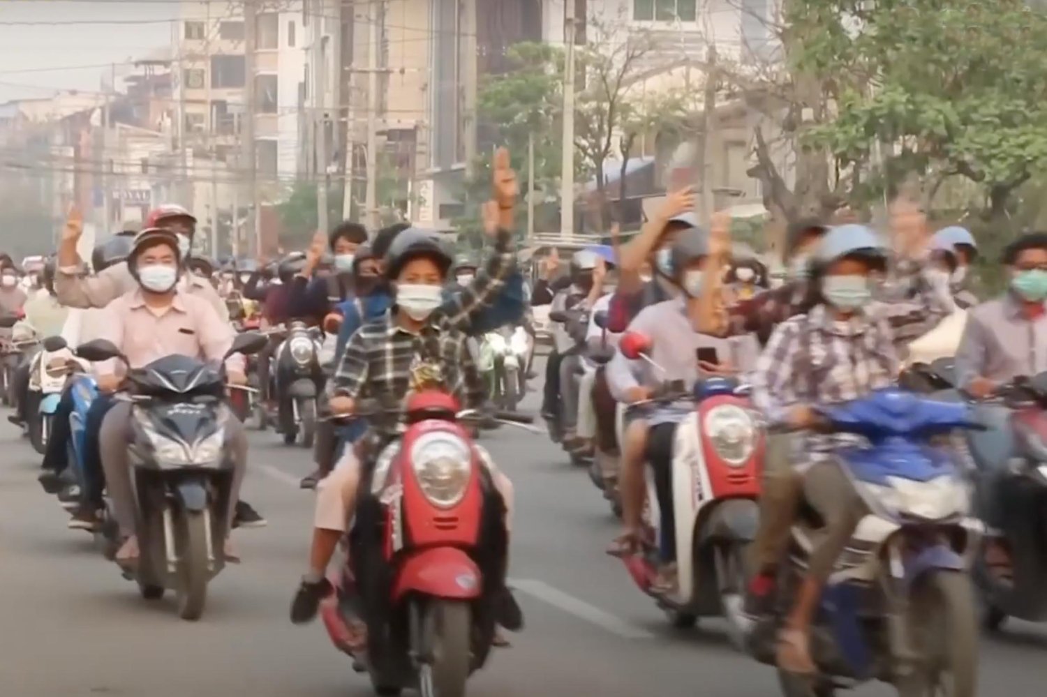 Masakra w Mjanmie: wojsko strzela do protestujących. Wśród setek ofiar są dzieci.
