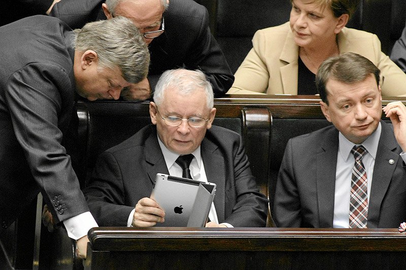 Dzięki swobodniej prowadzonej inwigilacji internetu przez polskie służby władza może łatwo poznać najciekawsze dane o waszym życiu.