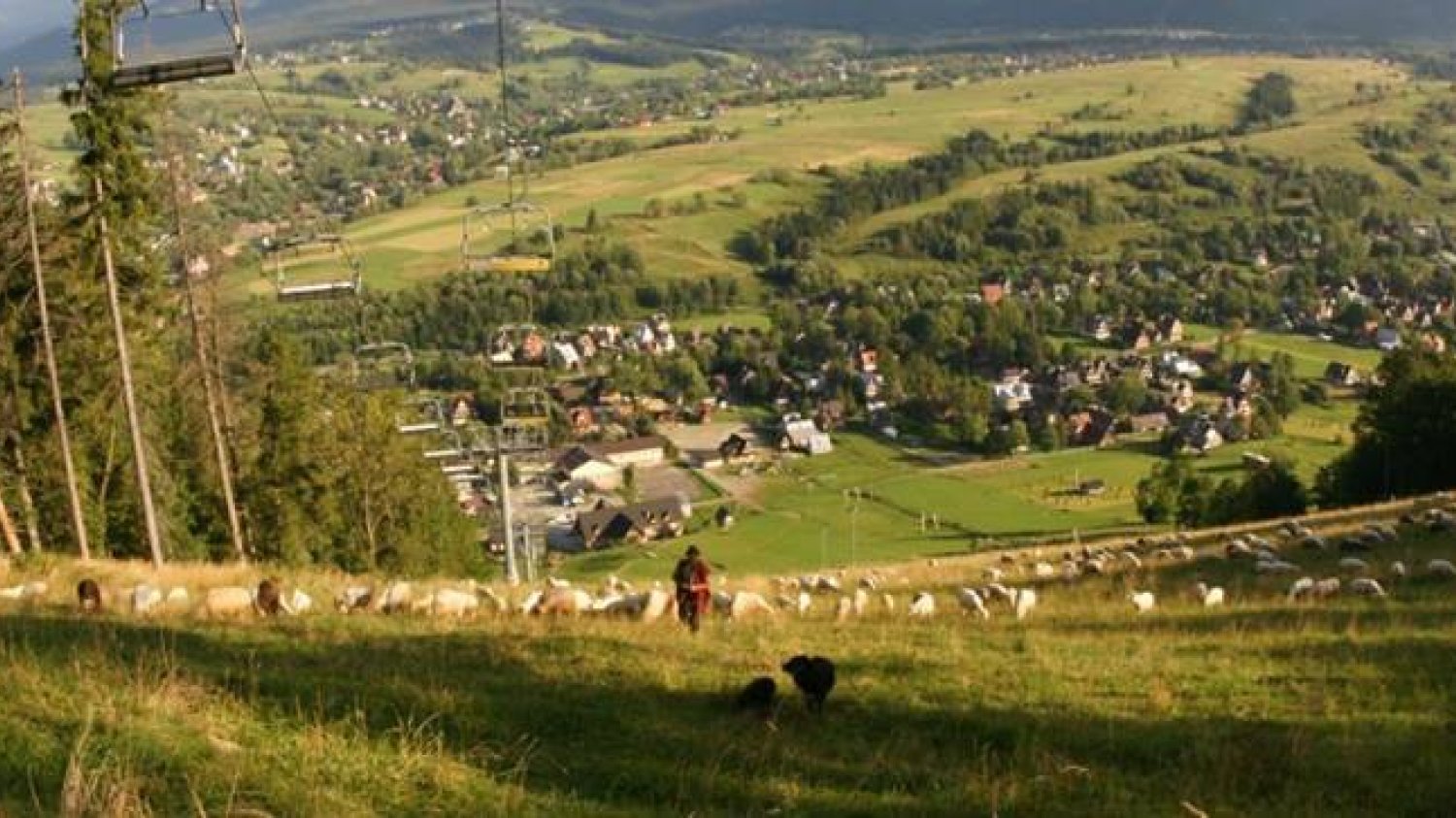 Na Harendzie mieszkałam tylko chwilkę. Teraz mam widok na to wzgórze.