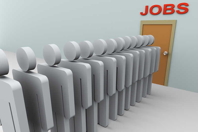 Ciężko znaleźć pracę, zwłaszcza absolwentowi. Musi wziąć sprawy w swoje ręce