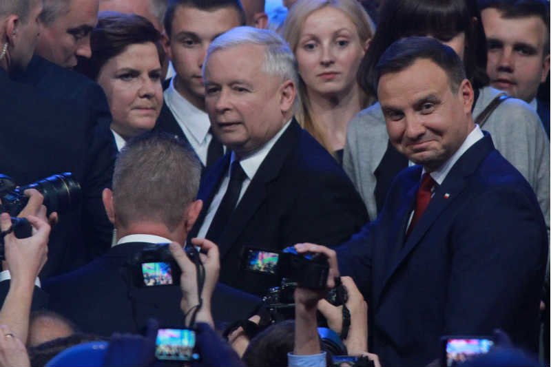 Andrzej Duda nadal prowadzi kampanię wyborczą. Tym razem nie swoją, tylko PiS.
