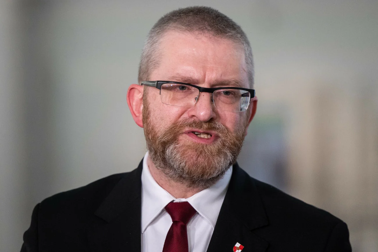 Grzegorz Braun zaprezentował projekt "Stop ukrainizacji Polski"