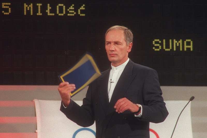 Karol Strasburger - prowadzący teleturniej w 1996 roku