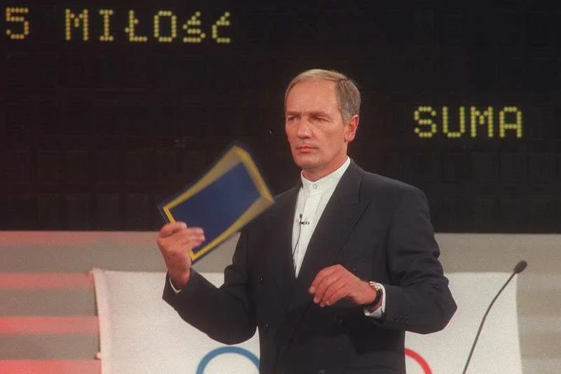 Karol Strasburger - prowadzący teleturniej w 1996 roku