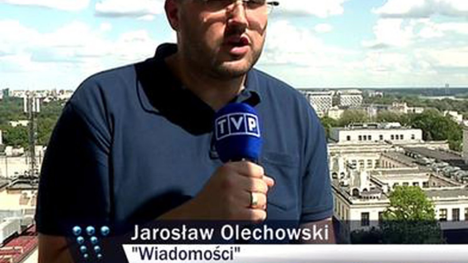 Jak twierdzi jeden z branżowych serwisów, to Jarosław Olechowski ma przejąć obowiązki dotychczasowej szefowej "Wiadomości" Marzeny Paczuskiej. Wygląda więc na to, iż nie wróci ona ze słynnego urlopu.