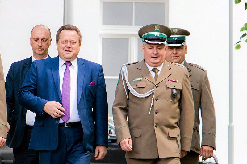 Takich błyskawicznych awansów jak generała Łapińskiego w Straży Granicznej nie pamiętają.