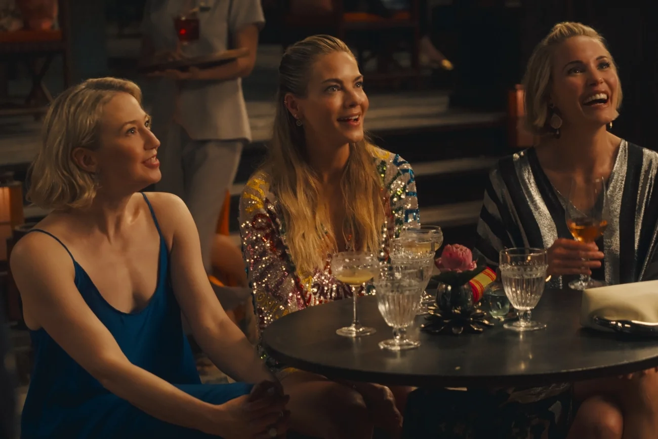 Carrie Coon, Michelle Monaghan i Leslie Bibb w serialu "Biały Lotos"