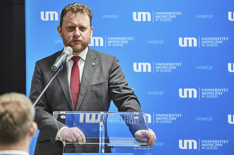 Szumowski zdradził, jakie są plany rządu wobec Polaków w Wuhan.