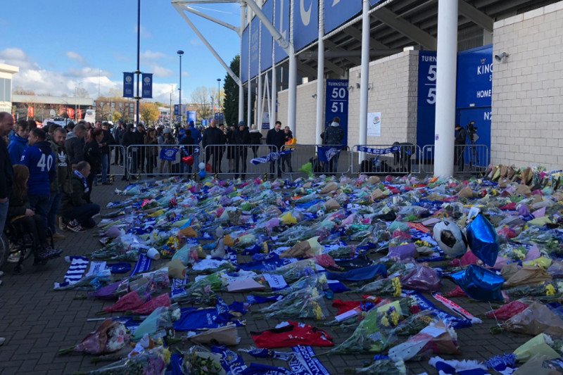 Po katastrofie śmigłowca właściciela klubu Leicester Club, cały piłkarski świat jest w szoku.