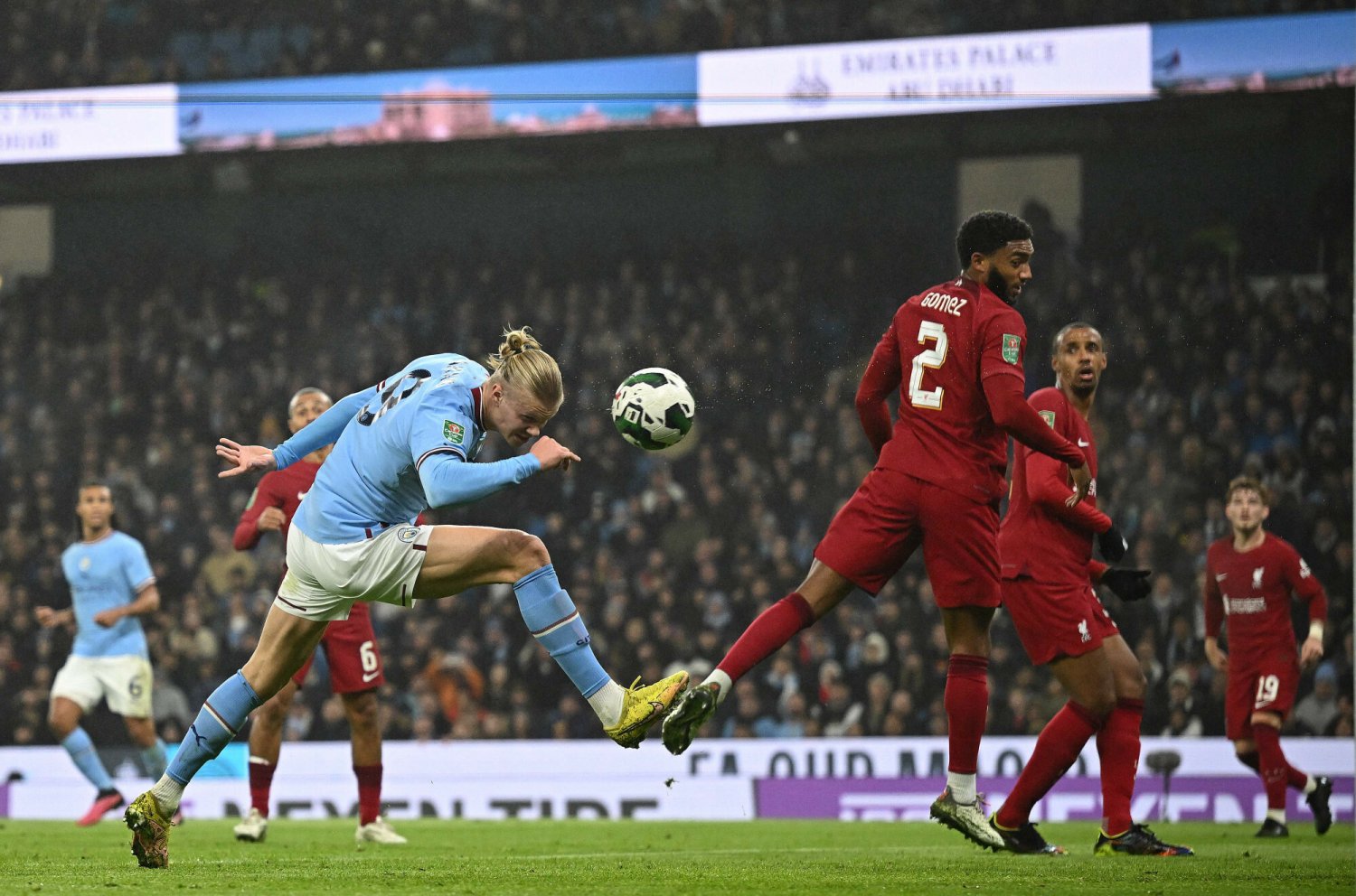 Wraca wielkie granie w ligach. Manchester City znów zabawił się z Liverpoolem