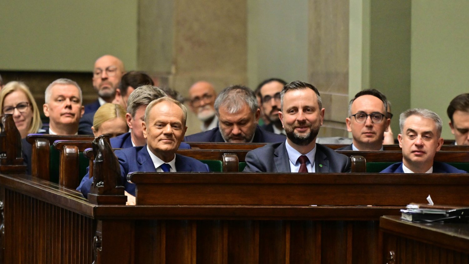 Odrzucone wotum nieufności w Sejmie 2026 Ministry klimatu i zdrowia dalej na stanowiska. Hennig-Kloska i Sobierańska-Grenda obroniły się przed wotum nieufności opozycji