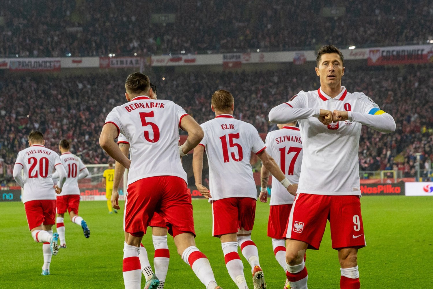 Z kim Biało-Czerwoni zagrają w finałach MŚ w Katarze? W piątek losowanie i odpowiedź na to pytanie