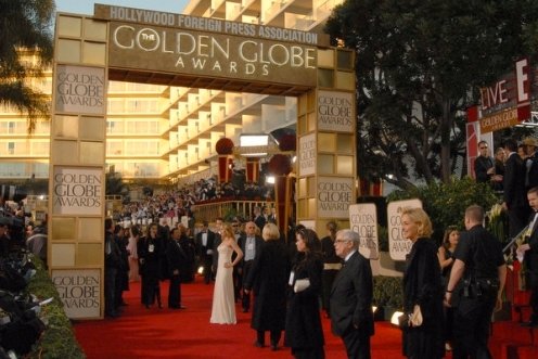Nominacje do Złotych Globów 2013 już przyznane. Na zdjęciu: wejście na czerwony dywan podczas ceremonii w 2007 roku