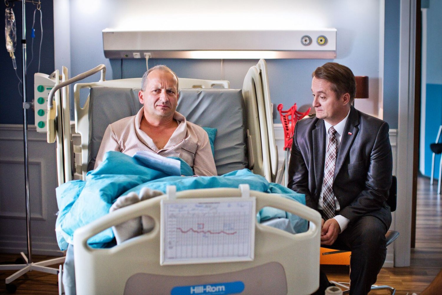 Mariusz odwiedził prezesa w szpitalu.