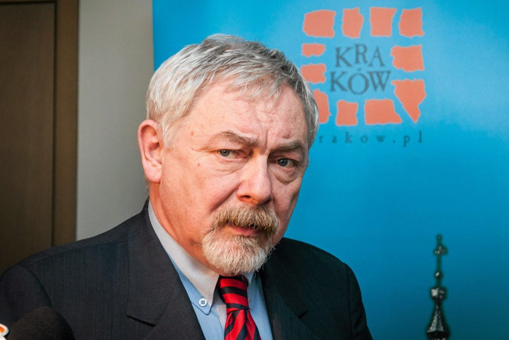 Prezydent Krakowa Jacek Majchrowski to najlepiej zarabiający prezydent spośród włodarzy największych polskich metropolii.