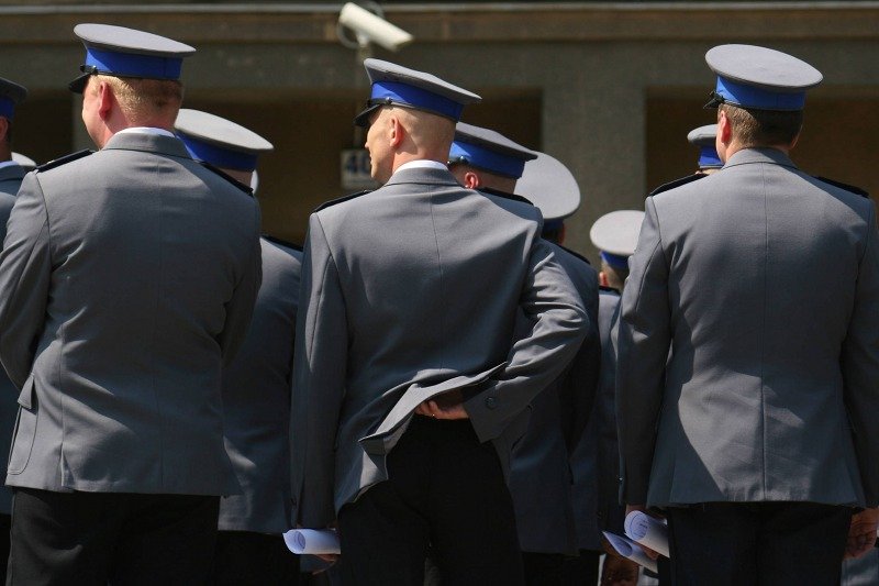 Nie tylko Ewa Wanat padła ofiarą chamstwa policji. "To jest instytucja represyjna"