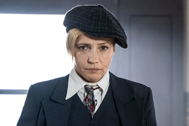 Stanisława Tabaczyńska (Barbara Jonak), bohaterka serialu "KRÓL, członkini gangu Jana "Kuma" Kaplicy