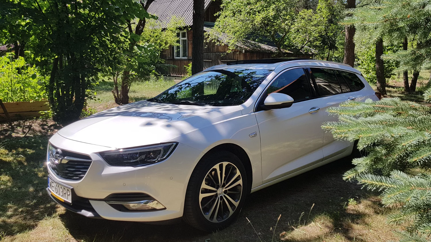 Insignia Sports Tourer – za wspaniałe doznania podczas jazdy odpowiada dwulitrowy silnik CDTi.