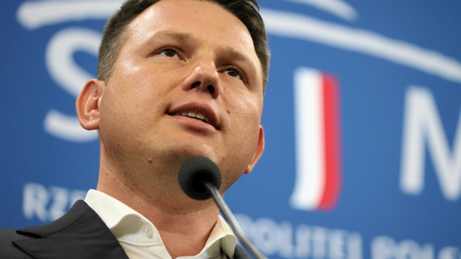 Wojna na prawicy. Mentzen pisze o "pisowskiej bezczelności". Narasta spór PiS z Konfederacją. Mentzen zaatakował partię Kaczyńskiego.