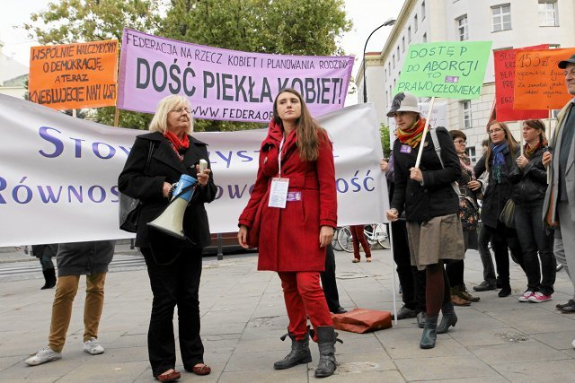 Polskie kobiety wciąż nie decydują o swoim ciele.