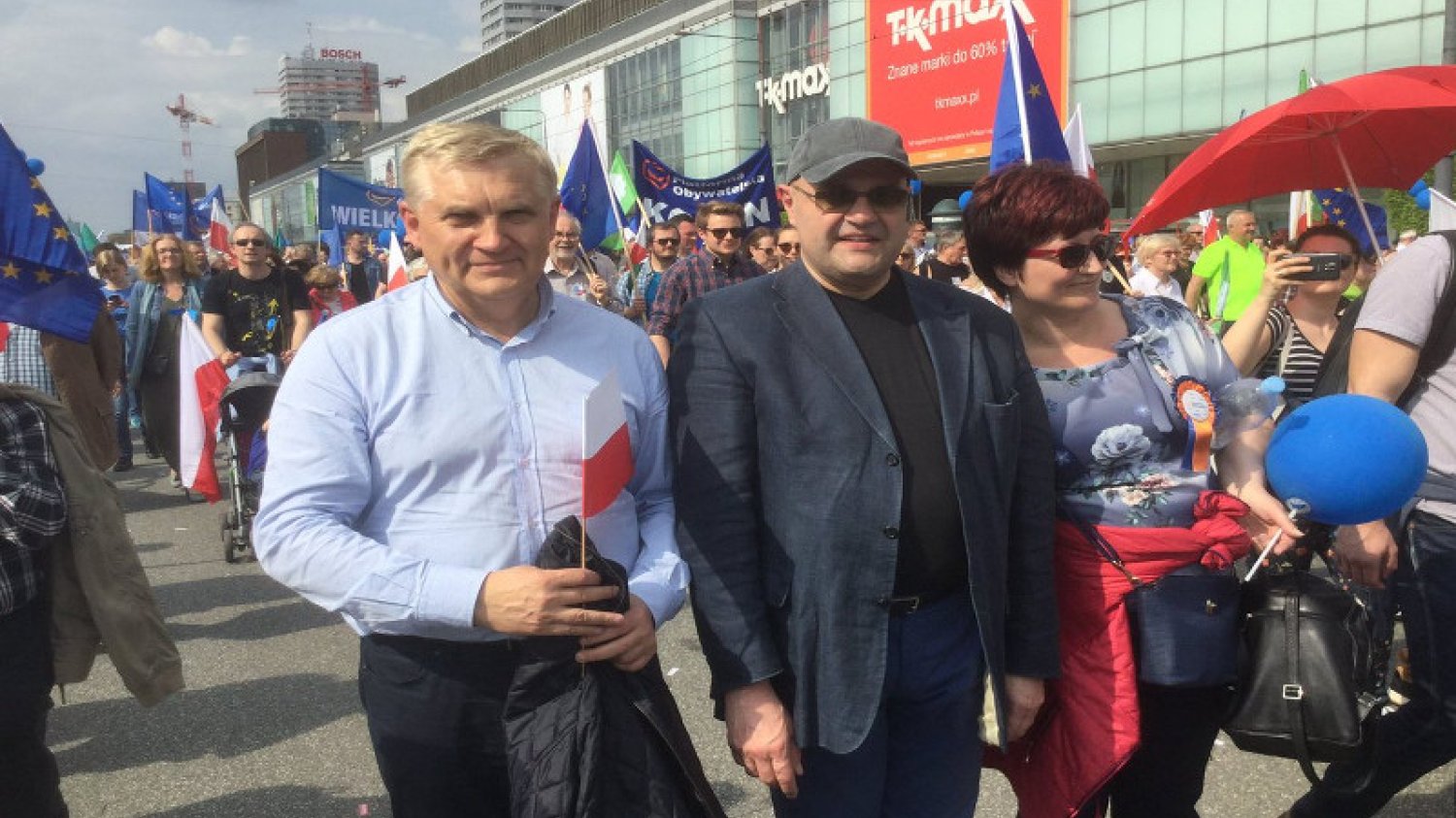 Prezydent Białegostoku Tadeusz Truskolaski jako jedyny zapanował nad grupami ONR-u.