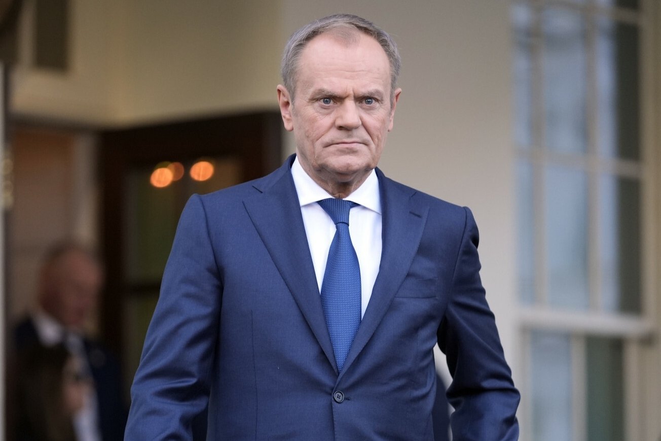 Duda uciekł od pytań, a Tusk? Zaskoczył angielszczyzną i... dopiekł spikerowi Republikanów.