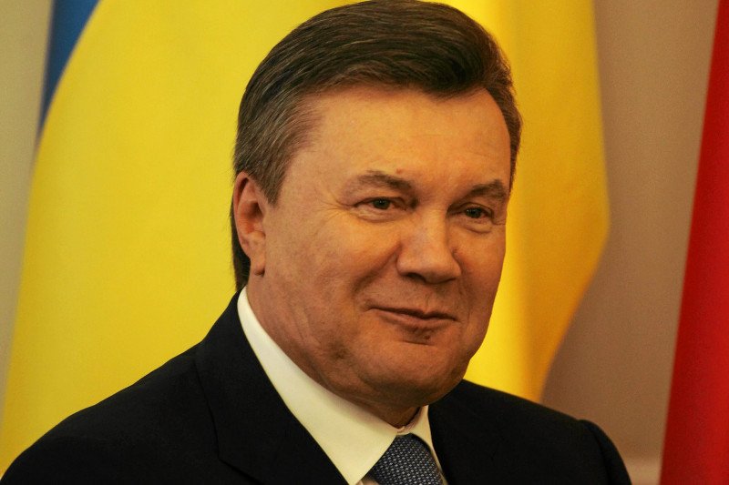 Zdaniem prokuratury łapówkę wręczyło Janukowyczowi wydawnictwo "Nowyj Mir".