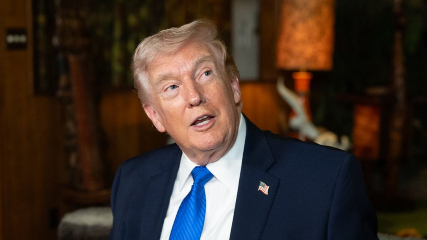 Trump jednak stawia Iranowi twarde warunki. Wojska USA zostają na pozycjach