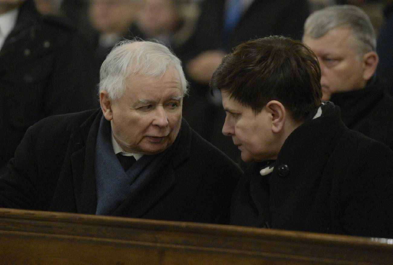 Beata Szydło zawalczy o schedę po Dudzie? "Gra o nominację Kaczyńskiego".
