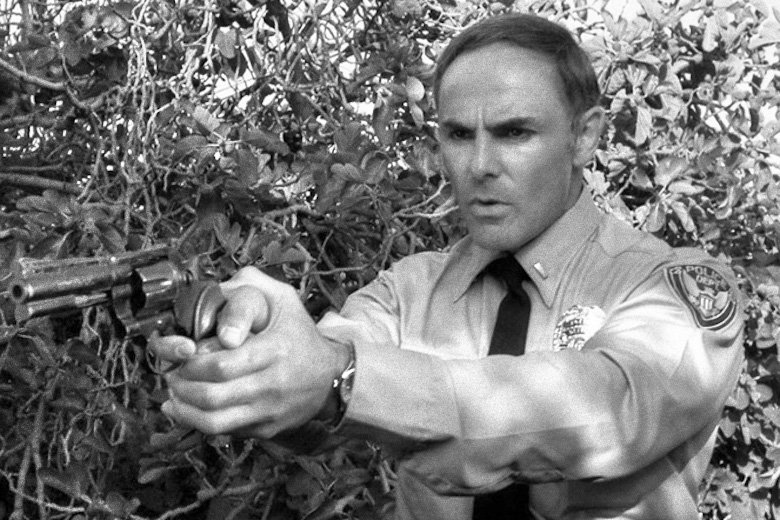 John Saxon był słynny m.in. z roli w kultowym horrorze "Koszmar z ulicy wiązów".