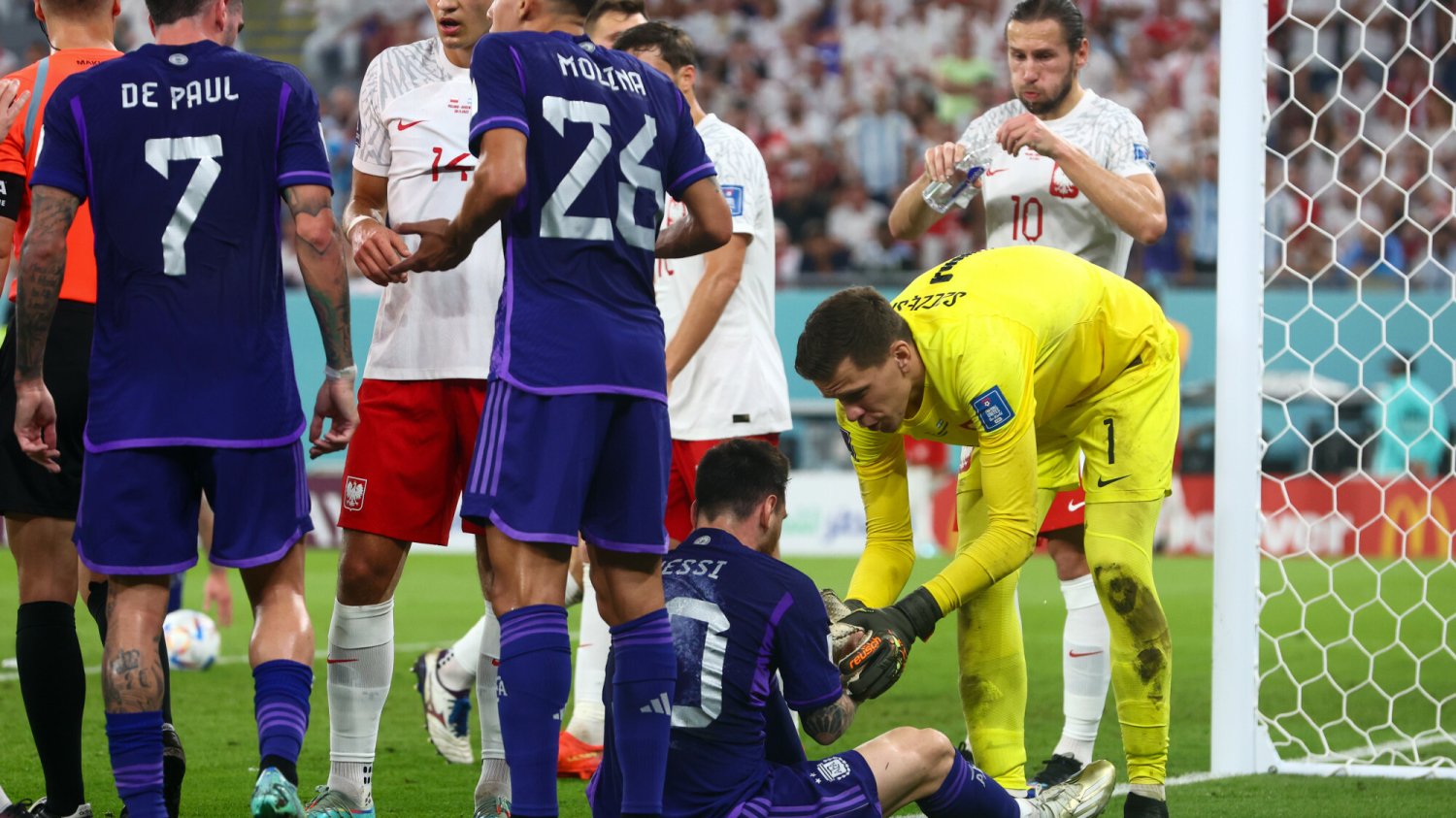 Wojciech Szczęsny okrutnie zadrwił z Leo Messiego przed karnym. "Byłem coś winien zespołowi"