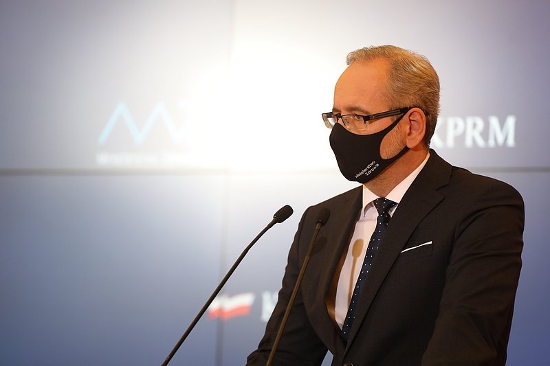 Wiadomo, ilu Polaków otrzymało dotąd dwie dawki szczepionki przeciw covid-19.