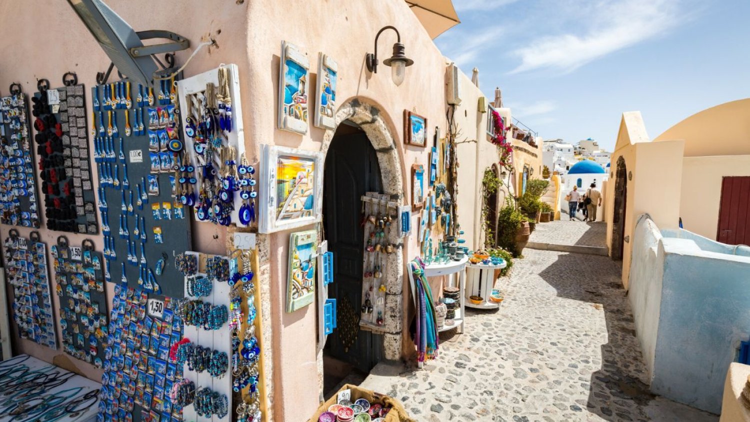 Coraz mniej turystów na Santorini