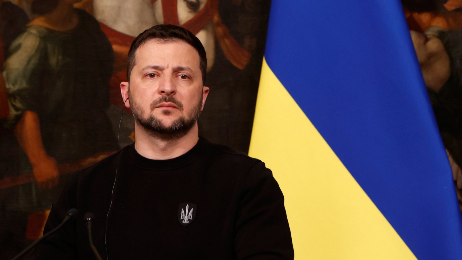 Spotkanie Zełenski - Putin. Jak zareagował prezydent Ukrainy? Wołodymyr Zełenski dostał zaproszenie od Putina. Czy je przyjął?