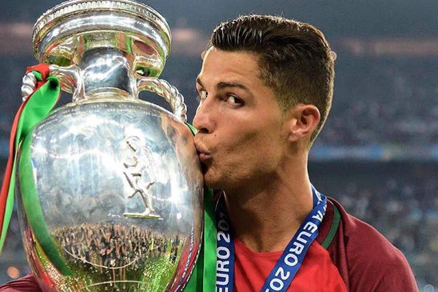 W niedzielę spełniło się największe marzenie Ronaldo - Portugalia została mistrzem Europy.